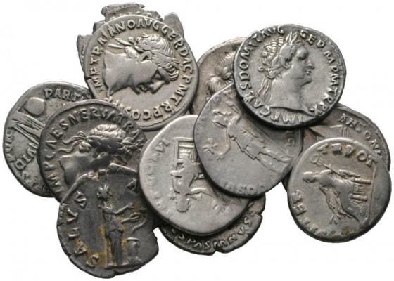  Varia & Lots   (D) Lot Römische Kaiserzeit (12). Lot mit 12 Denarii, Republik b...