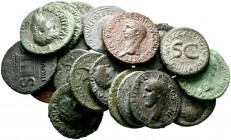  Varia & Lots   (D) Lot Römische Kaiserzeit (18). Lot mit 18 Mittelbronzen des 1. und 2. Jhdts., meist Julisch-Claudische Dynastie, viele mit stärkere...
