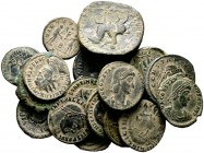  Varia & Lots   (D) Lot Römische Kaiserzeit (18). Lot mit 12 spätrömischen Bronzemünzen, 3 Antoniniani, 2 Sestertii und 1 byzantinische Bronzemünze, i...