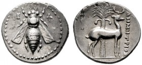  GRIECHISCHE MÜNZEN   IONIA   Ephesos   (D) Drachme (3,89g), Magistrat Demetrios, ca. 202-133 v. Chr. Av.: E-Φ, Biene. Rv.: ΔHMHTPIOY, Hirsch n.r., im...