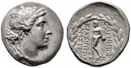  GRIECHISCHE MÜNZEN   IONIA   Magnesia ad Maeandrum   (D) Tetradrachme (17,33g), Magistrat Erasippos, Sohn des Aristeos, ca. 155-145 v. Chr. Av.: Büst...
