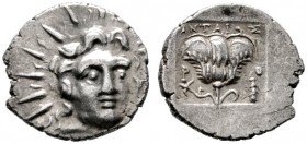  GRIECHISCHE MÜNZEN   CARIA   Rhodos   (D) Hemidrachme (1,24g), Magistrat Antaios, ca. 125-88 v. Chr. Kopf des Helios mit Strahlenkrone / Rose mit Sei...