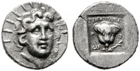  GRIECHISCHE MÜNZEN   CARIA   Rhodos   (D) Hemidrachme (1,43g), Magistrat Timokrates, ca. 125-88 v. Chr. Kopf des Helios mit Strahlenkrone / Rose mit ...