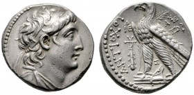  GRIECHISCHE MÜNZEN   SYRIA   Königreich der Seleukiden   Antiochos VII. Sidetes (138-129)   (D) Tetradrachme (13,74g), Tyros, Jahr 177 = 136-135 v. C...