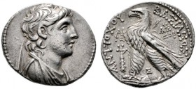  GRIECHISCHE MÜNZEN   SYRIA   Königreich der Seleukiden   Antiochos VII. Sidetes (138-129)   (D) Tetradrachme (14,17g), Tyros, Jahr 177 = 136-135 v. C...