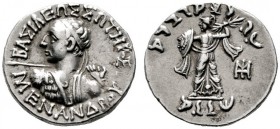  GRIECHISCHE MÜNZEN   BAKTRIA   Griechische Könige in Baktria und India   Menandros I. (155-130)   (D) Drachme (2,45g), ca. 155-130 v. Chr. Av.: Büste...