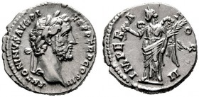  RÖMISCHE KAISERZEIT   Antoninus Pius (138-161)   (D) Denarius (3,58g), Roma, 142-144 n. Chr. Kopf mit Lorbeerkranz / Victoria mit Kranz und Palmzweig...