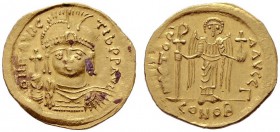  BYZANTINISCHE MÜNZEN   Mauricius Tiberius (582-602)   (D) Solidus (4,37g), Constantinopolis, 3. Offizin, 583-602 n. Chr. Büste mit Helm, Perlendiadem...