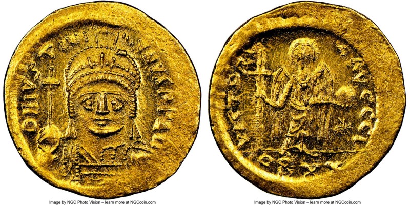 Justinian I the Great (AD 527-565). AV solidus of 20-siliquae (19mm, 3.72 gm, 6h...