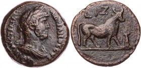 ÄGYPTEN ALEXANDRIA
Hadrianus, 117-138 n. Chr. AE-Diobol 132/133 n. Chr. (= Jahr 17) Vs.: gepanzerte und drapierte Büste mit Lorbeerkranz n. r., Rs.: ...