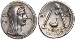 RÖMISCHE REPUBLIK
P. Sulpicius Galba, 69 v. Chr. AR-Denar Rom Vs.: Kopf der Vesta capite velato n. r., dahinter S·C·, Rs.: AE - CVR / P · GALB, Opfer...