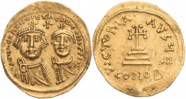 BYZANZ
Heraclius mit Heraclius Constantinus, 613-638. AV-Solidus 629-632 Constantinopolis, 5. Offizin Vs.: dd NN hERACLIUS ET hERA CONST PP AV, drapi...