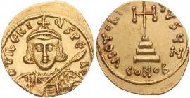 BYZANZ
Tiberius III., 698-705. AV-Solidus Constantinopolis, 7. Offizin Vs.: D TIbERI-US PE AV, gepanzerte Büste mit Kreuzkrone, Schild und Lanze v. v...