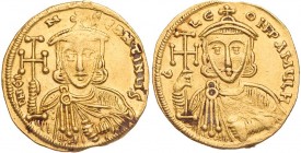 BYZANZ
Constantinus V., 741-751. AV-Solidus Constantinopolis, 8. Offizin Vs.: d N CO-N-STANTINUS, drapierte Büste mit Kreuzkrone, Krukenkreuz und Aka...