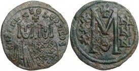 BYZANZ
Michael II. der Amorier mit Theophilos, 821-829. AE-Follis Konstantinopolis Vs.: Büsten des Michael und des Theophilos in Chlamys bzw. Loros m...