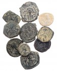 Lot, byzantinische Münzen AE-Prägungen des Iustinus I.: Decanummium, CON; Pentanummium, N-E; Iustinus II.: Halbfollis, TES UIII; Mauricius Tiberius: H...