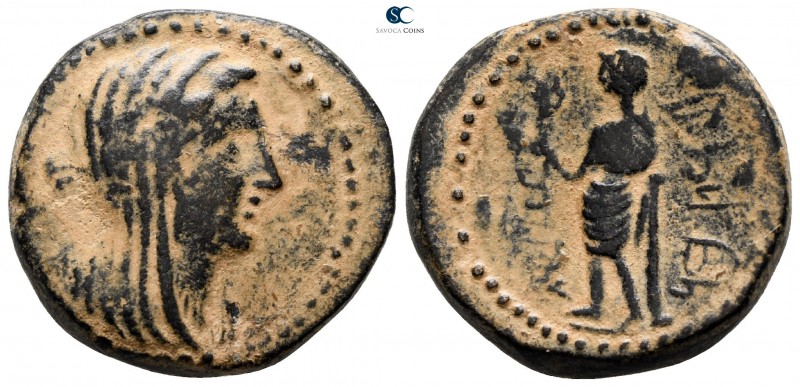 Phoenicia. Marathos 221-151 BC. 
Bronze Æ

22 mm., 8.77 g.



very fine