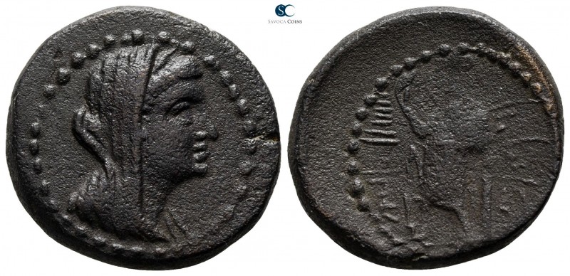 Phoenicia. Marathos 221-150 BC. 
Bronze Æ

23 mm., 10.20 g.



very fine