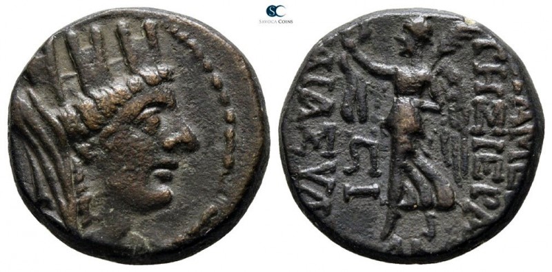 Seleucis and Pieria. Apameia circa 100-50 BC. 
Bronze Æ

17 mm., 6.20 g.

...