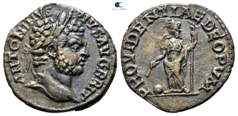 Caracalla AD 198-217. Rome
Denarius AR

17 mm., 2.34 g.



very fine, dar...