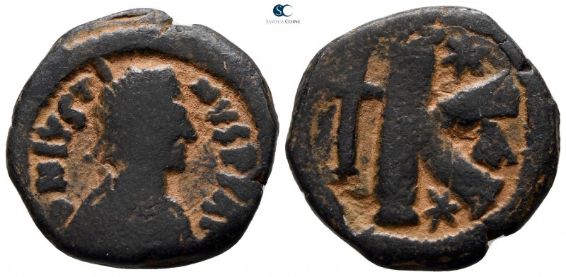 Justin I AD 518-527. Constantinople
Half follis Æ

23 mm., 7.24 g.



ver...