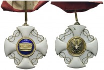 ROMA
Vittorio Emanuele III, 1900-1943.
Ordine della Corona d’Italia set Gran Ufficiale: placca, pendente, mignon (15x17,2mm) e bottone. In scatola o...