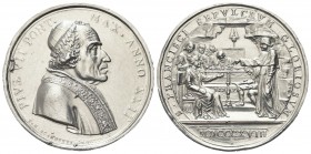 ROMA
Pio VII (Barnaba Chiaramonti), 1800-1823.
Medaglia 1817 a. XXIII opus T. Mercandetti.
Ag, gr. 34,45 mm 41,7
Dr. PIVS VII PONT MAX ANNO XXII. ...