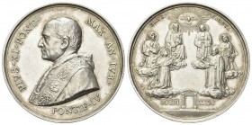 ROMA
Pio XI (Achille Ratti), 1922-1939.
Medaglia 1925 a. IV opus A. Mistruzzi.
Ag, gr. 32,48 mm 44,3
Dr. PIVS XI PONT MAX - AN IVB PONTIF IV. Bust...