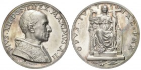 ROMA
Pio XII (Eugenio Pacelli), 1939-1958.
Medaglia 1939 a. II opus A. Mistruzzi.
Ag, gr. 36,63 mm 44,0
Dr. PIVS XII PONTIFEX MAXIMVS A II. Busto ...