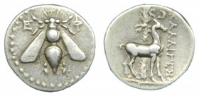 Jonia - Efesos (202-133 aC). Dracma. Magistrado Kalligenes. S 4387var. 4,0 g. Rara.Ar.
mbc-