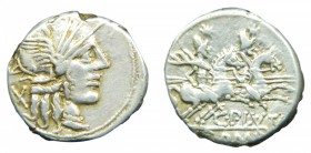 ROMA República - C. Plutius (121 aC). Denario. (RSC Plutia 1; Sear 153). 3,8 g. Ligeramente descentrada.
mbc