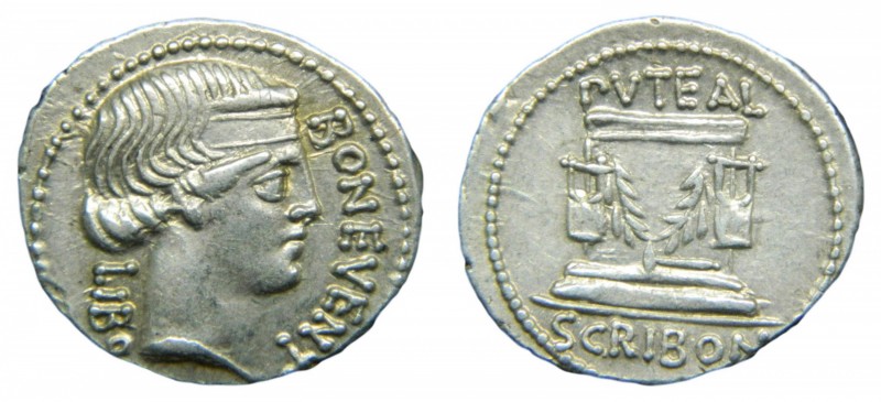 ROMA República - L. Scribonius Libo (62 aC). Denario. (RSC Scribonia 8; Sear 367...