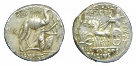 ROMA República - M. Aemilius Scaurus y Pub. Plautius Hypsaeus (58 aC). Denario. (RSC Aemilia 8; Sear 379). Hoja de acuñación en reverso. 4,0 g.
(ebc)...