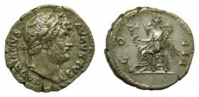 ROMA Imperio - Adriano (117-138 dC). Denario. a/ HADRIANVS AVGVSTVS. r/ COS III. Victoria sentada (RIC 183; RSC 361). 3,1 g. 
ebc-