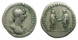 ROMA Imperio - Adriano (117-138 dC). Denario a/ IMP CAES TRAIAN HADRIAN OPT AVG GER DAC. r/ PARTHIC DIVI TRAIAN AVG F P M TR P COS P P - Trajano y Adr...