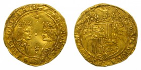 Reyes Católicos (1474-1504). Doble excelente. Sevilla. (Cal. 69). (AC.721). 7 gr. Au. Anv: +FERNANDVS.ET·ELISABET.DEIGRATI. Rev: SVB:VMBRA:ALARVM:TVAR...