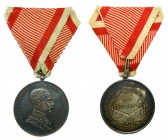 Austria. Medalla del Valor I Clase. 40 mm. Francisco Jose. Hasta 1918.
mbc