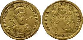 CONSTANTIUS II (337-361). GOLD Solidus. Constantinople.