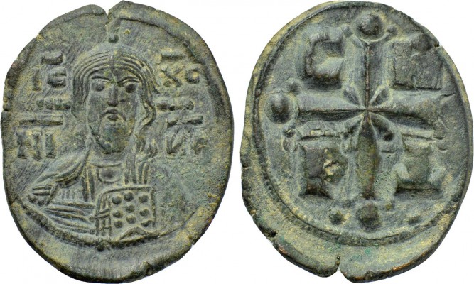 ROMANUS IV DIOGENES (1068-1071). Follis. Constantinople.

Obv: IC - XC / NI - ...