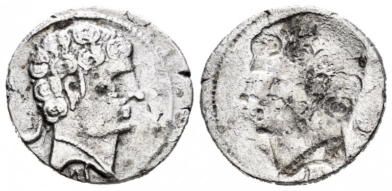 Sekoberikes. Denario incuso. 120-30 a.C. Saelices (Cuenca). Anv.: Cabeza masculi...