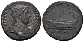 Adriano. Sestercio. 131 d.C. Roma. (Spink-3596). (Ric-706). Rev.: FELICITATI AVG COS III P P SC. Galera tripulada y navegando a izquierda. Ae. 24,71 g...