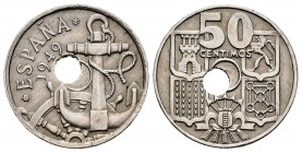 Estado Español (1936-1975). 50 céntimos. 1949*19-52. Madrid. (Cal 2008-106 variante). (Cal 2019-23 variante). Cu-Ni. 414,00 g. Agujero desplazado. EBC...