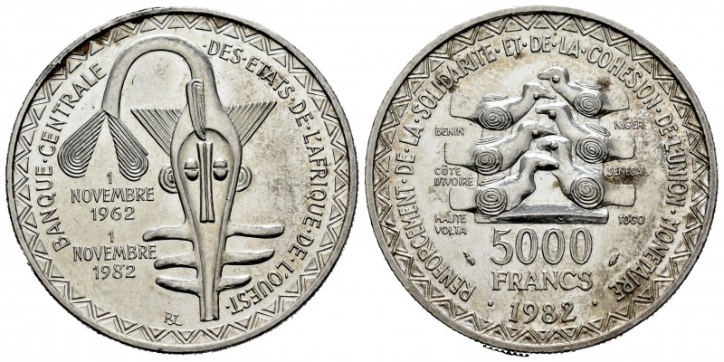 Estados Africanos del Este. 500 francos. 1982. (Km-11). Ag. 24,92 g. 20º Anivers...