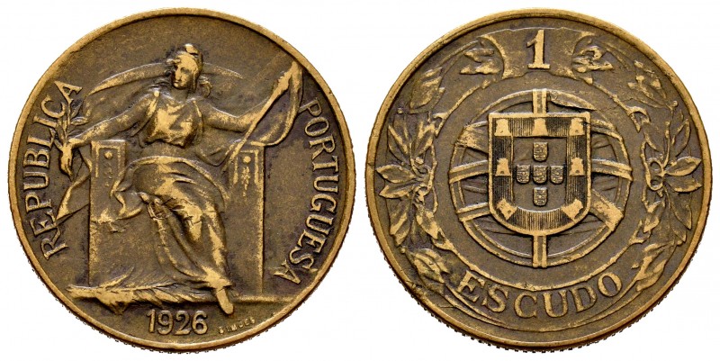 Portugal. 1 escudo. 1926. (Km-576). (Gomes-24.02). Ae. 7,97 g. Escasa. MBC+. Est...
