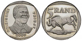 Sudáfrica. 5 rand. 2000. (Km-230). Ag. 6,93 g. Nelson Mandela. PROOF. Est...20,00. English: South Africa. 5 rand. 2000. (Km-230). Ag. 6,93 g. Nelson M...