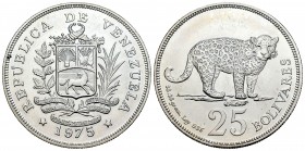 Venezuela. 25 bolívares. 1975. (Km-Y46). Ag. 28,92 g. Jaguar. Brillo original. EBC+. Est...25,00. English: Venezuela. 25 bolívares. 1975. (Km-Y46). Ag...