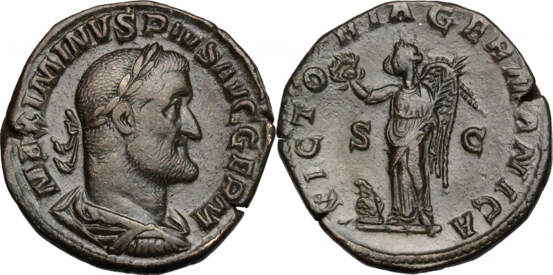 Maximinus Thrax (235-238). AE Sestertius, 236-238. D/ Bust right, laureate, drap...