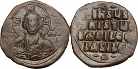Basil II and Constantine VIII (976-1025). Anonymous Follis, Constantinople mint. D/ Facing bust of Christ Pantokrator; crescent in each arm of nimbus,...