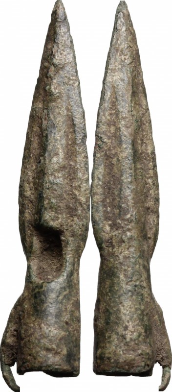 Early Greek or Scythian bronze arrowhead.
 4th - 2nd century BC. 
 Cf. Malloy ...