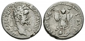 SEPTIMIO SEVERO. Denario. (Ar. 3,10g/17mm). 194-195 d.C. Roma. (RIC 389; Cohen 232). MBC.